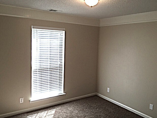 Building Photo - 436 Plantation Pl