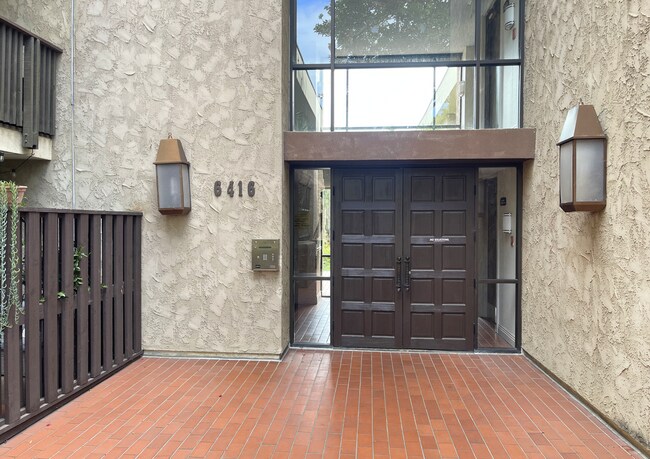 Building Photo - 6416 Friars Rd