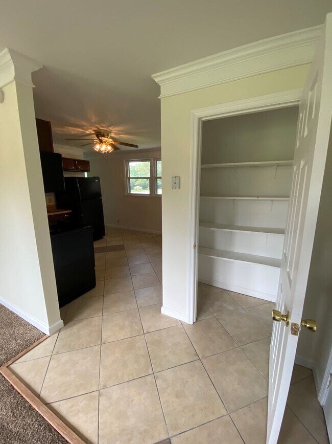 Building Photo - Pet Friendly Home For Rent Near Post!
