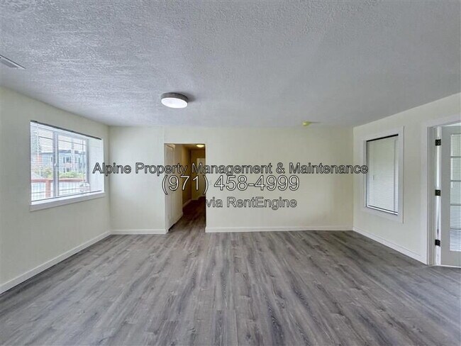 Building Photo - 5940 N Interstate Ave