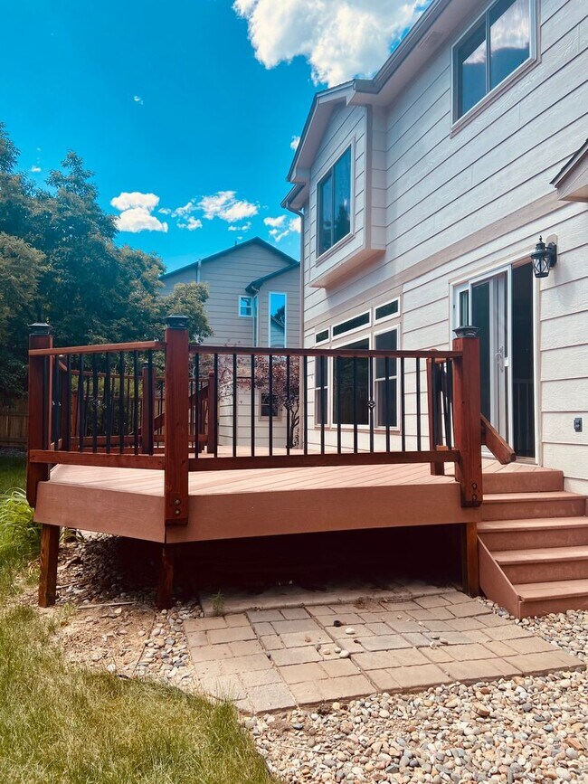 Building Photo - Rental