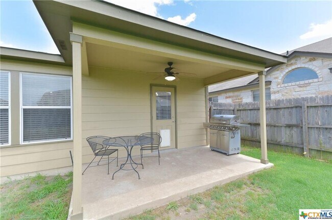Building Photo - 5722 Stanford Dr
