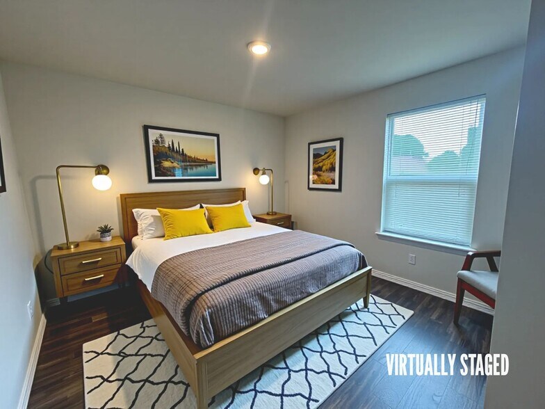 Building Photo - 306 S 23rd St