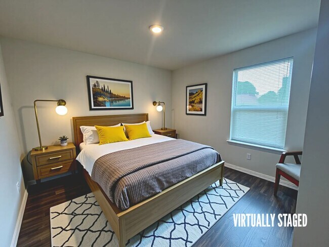 Building Photo - 306 S 23rd St