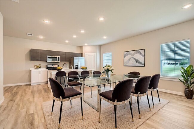 Building Photo - 4425 Lassen Trail