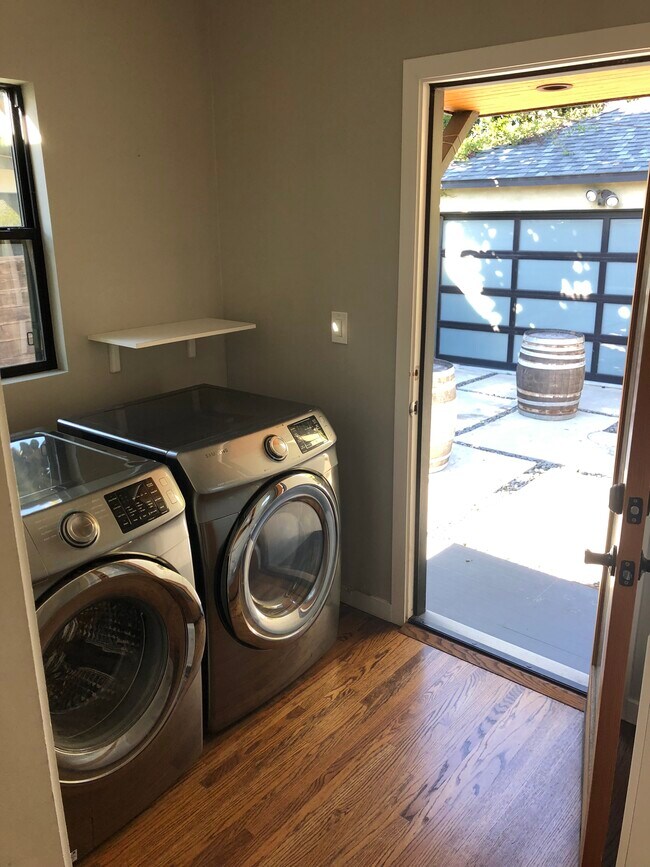 Building Photo - 1103 Harrison Ave