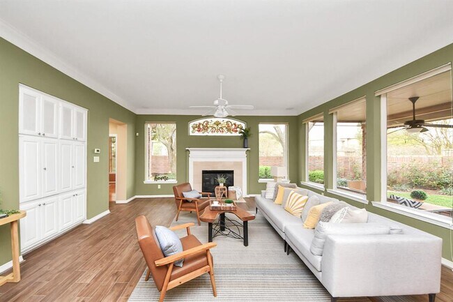 Building Photo - 1542 Orchard Park Dr