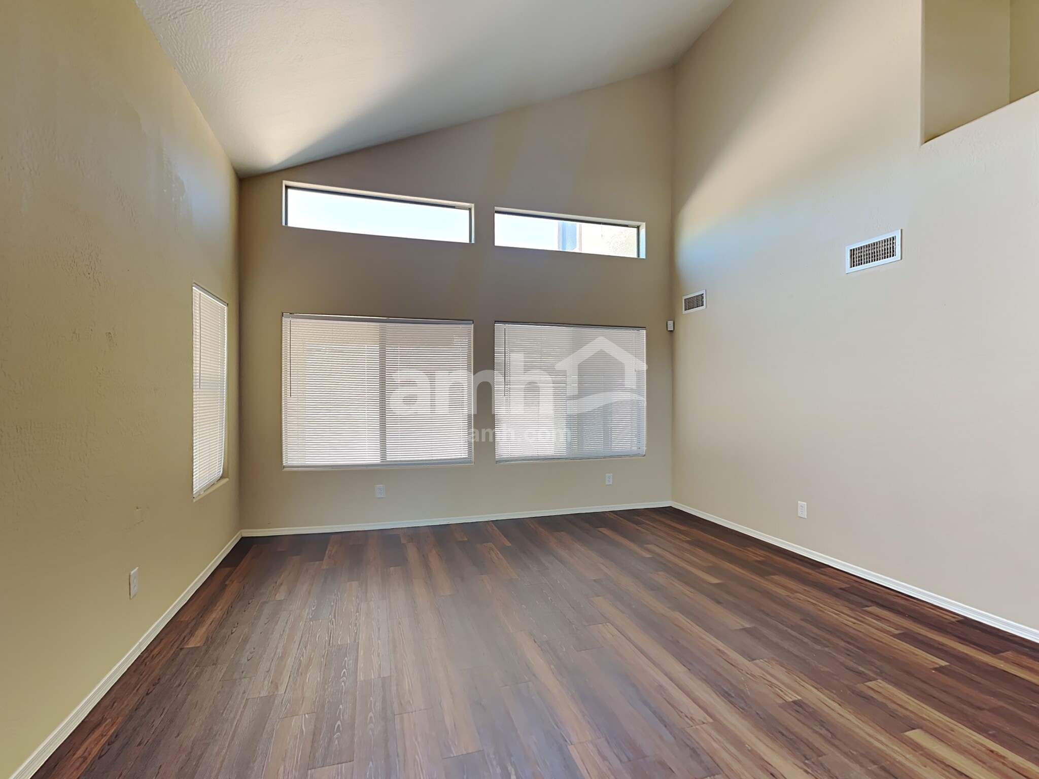 Building Photo - 25768 W Ashley Dr