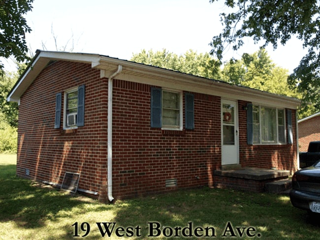Building Photo - 19 W Borden St
