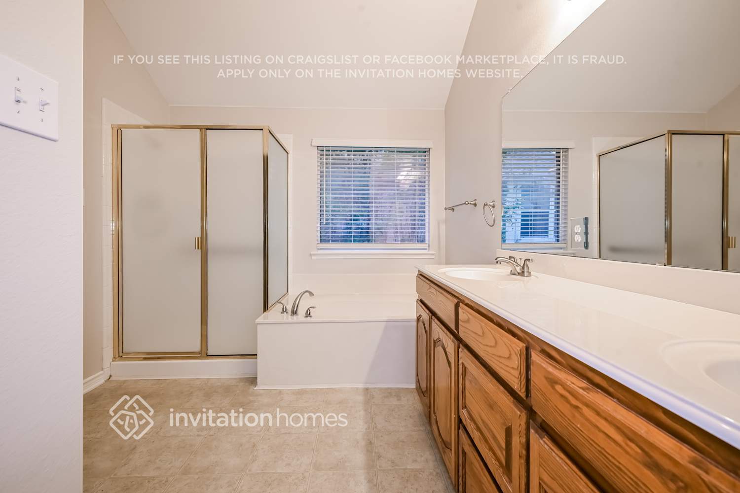 Building Photo - 2810 Beacon Hill Dr