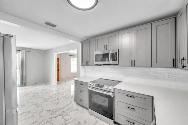 Building Photo - 3230 51st St N