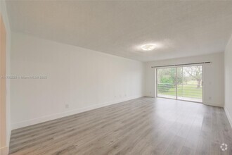 Building Photo - 2495 SW 82nd Ave