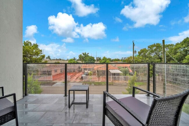 Building Photo - 2951 NW 13th St