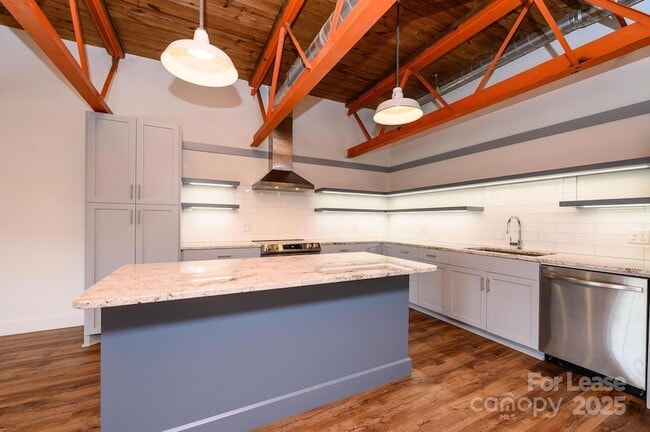 Building Photo - 1001 West Ave NW