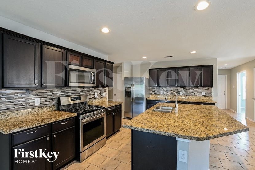 Building Photo - 2734 Gold Flake Terrace Rd