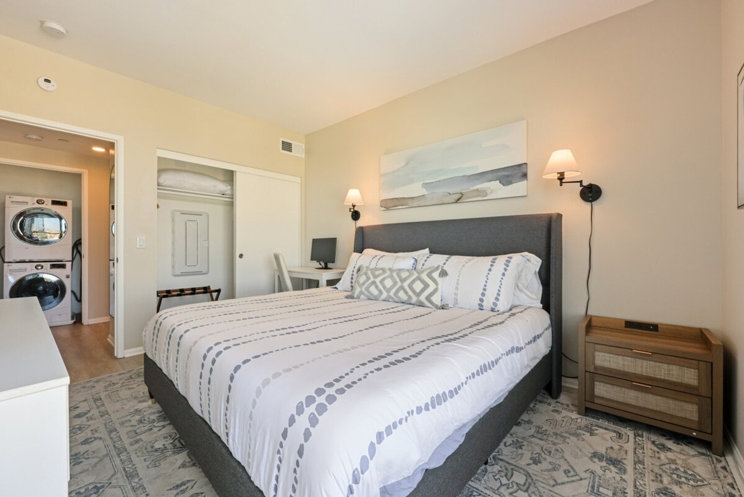 Building Photo - 4325 Ohio St