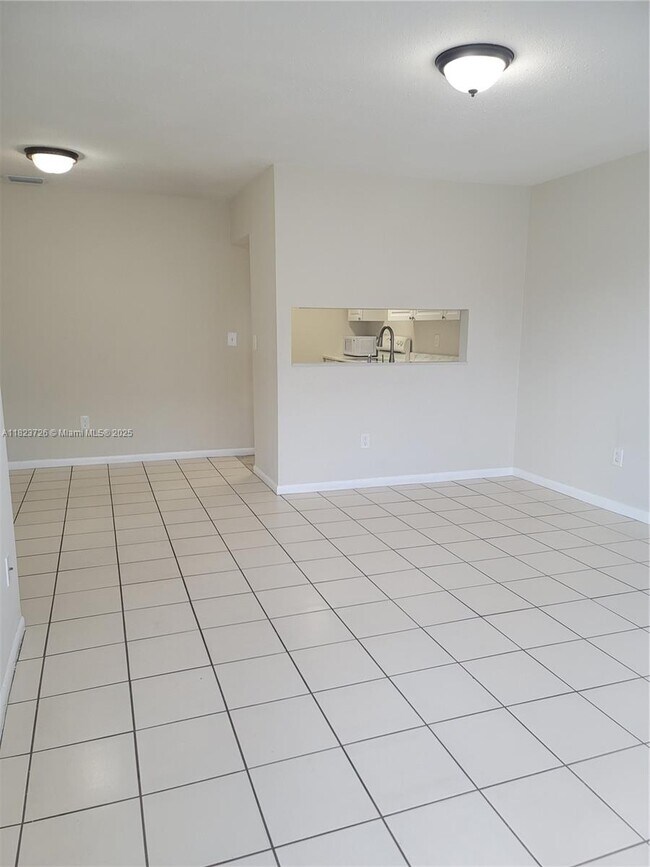 Building Photo - 15354 SW 72nd St
