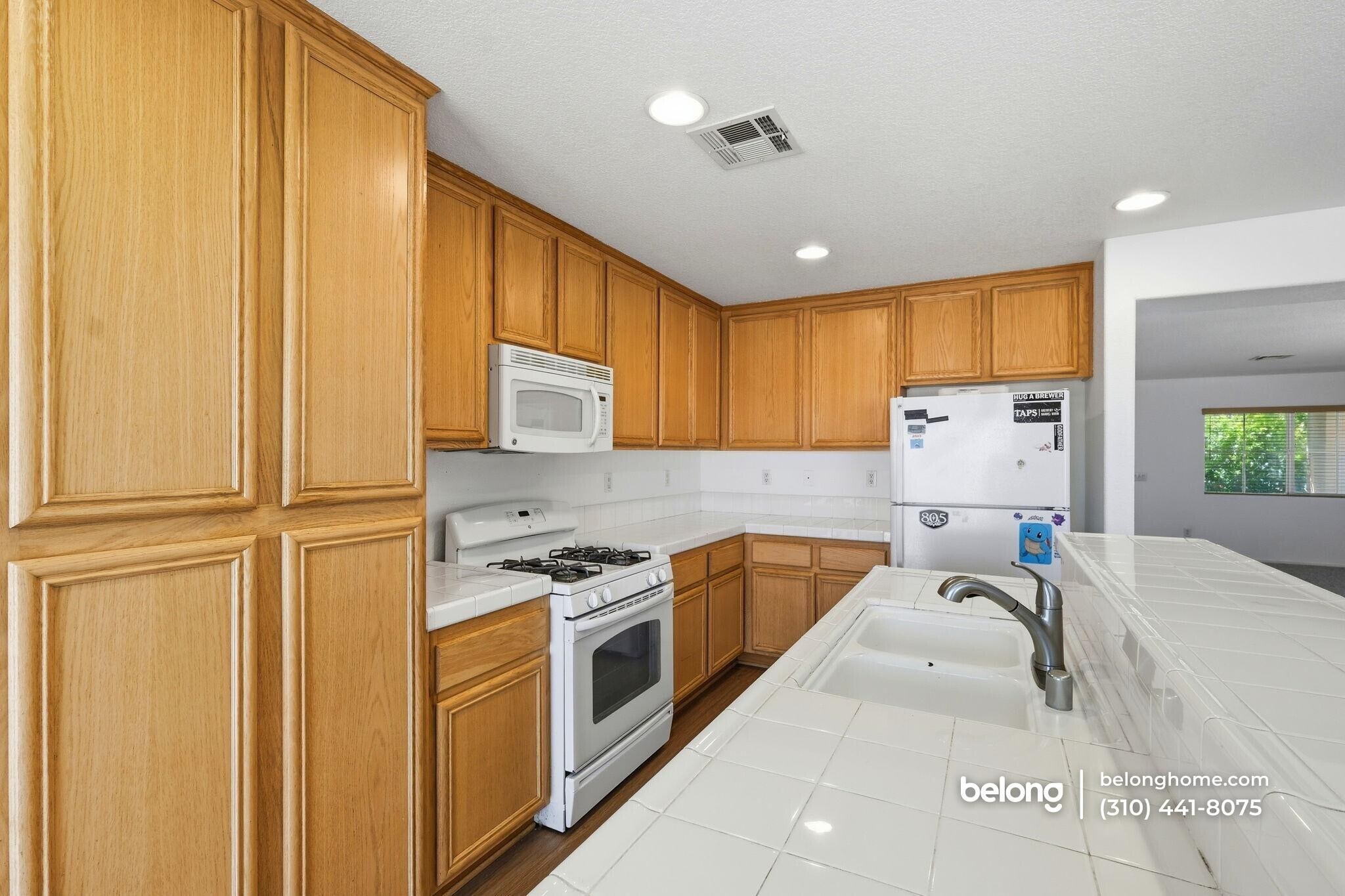 Building Photo - 45444 Spahn Ln