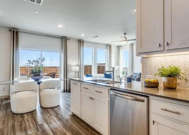 Building Photo - Modern Two-Story Townhouse in Celina