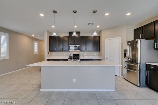 Building Photo - 9726 Cluny Ave