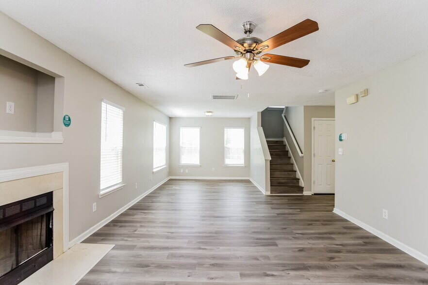 Building Photo - 9530 Bradstreet Commons Way