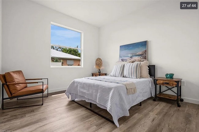 Building Photo - 4720/4722 21st St SW