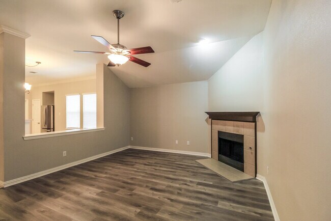 Building Photo - 1509 Nighthawk Dr