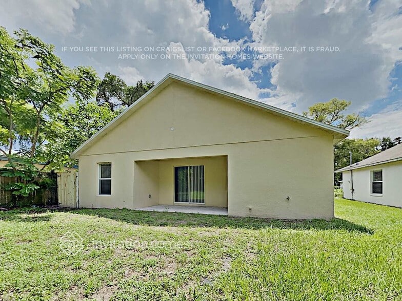 Building Photo - 5171 Vatican Ave