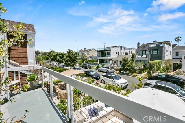 Building Photo - 711 Heliotrope Ave
