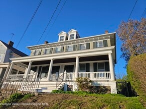Building Photo - 159 Green St