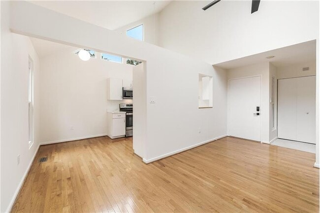 Building Photo - 11916 Moss Point Ln