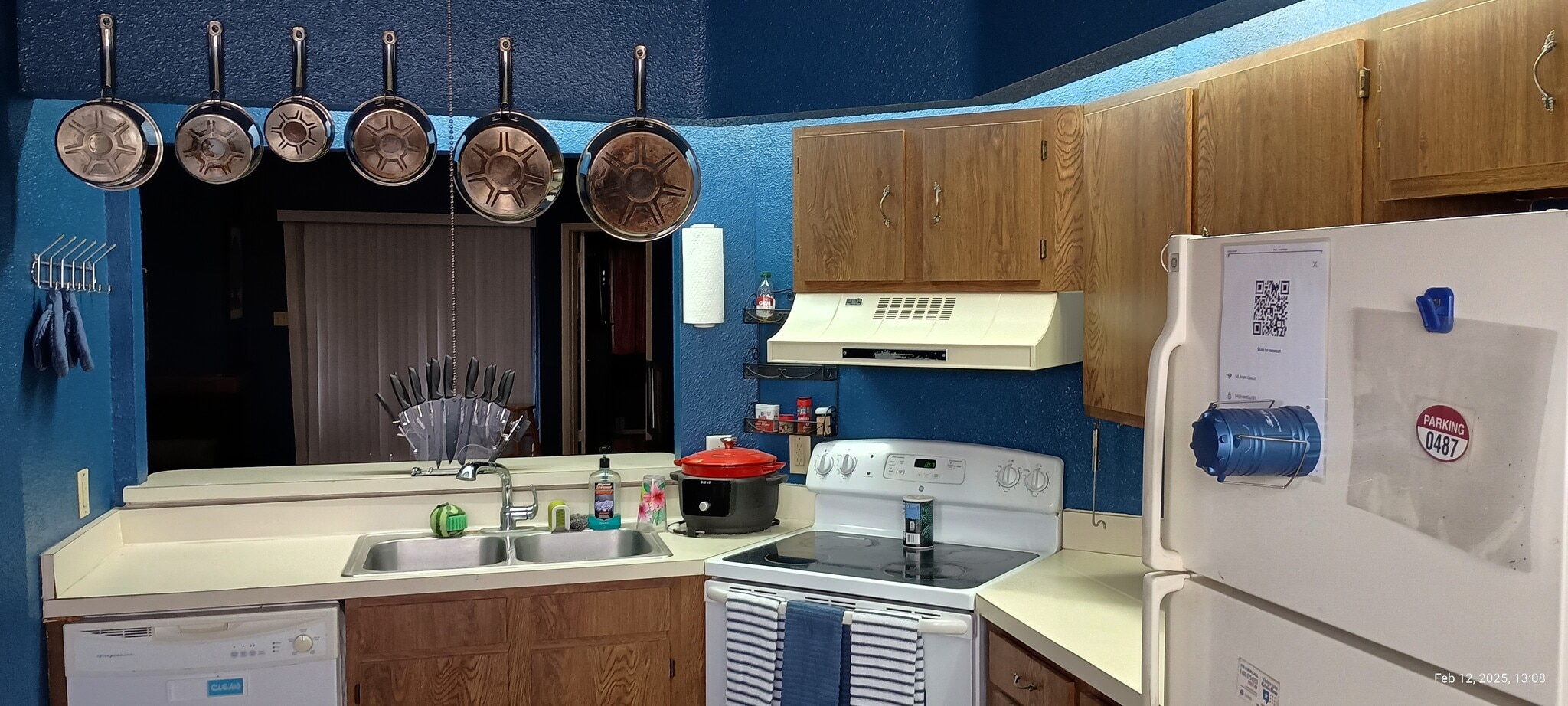 Kitchen - 54 Avant Garde Cir