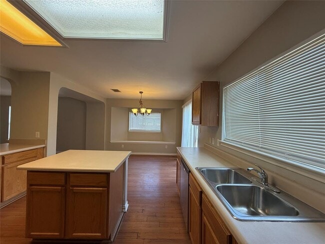 Building Photo - 2522 Stapleford Dr