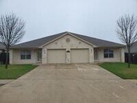 Building Photo - 1306 Powder River Dr