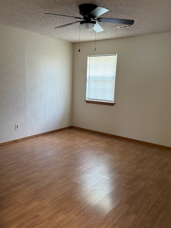 Building Photo - 1470 Klenc Rd