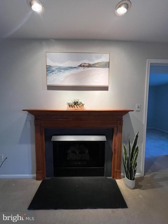 Building Photo - 1701 Mountainview Dr