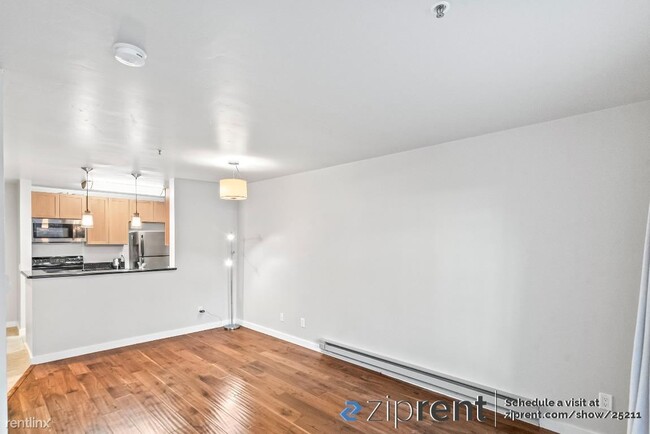 Building Photo - Studio, 1 bath Condo - 6400 Christie Ave, ...