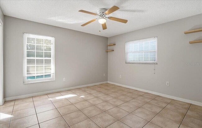 Building Photo - 6808 Friendship Dr