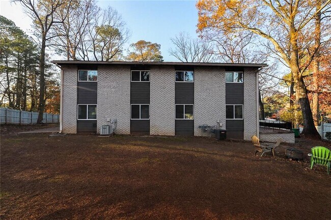 Building Photo - 1277 Goodwin Rd NE