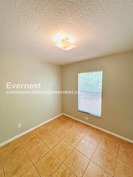 Building Photo - 3706 N Garrison St