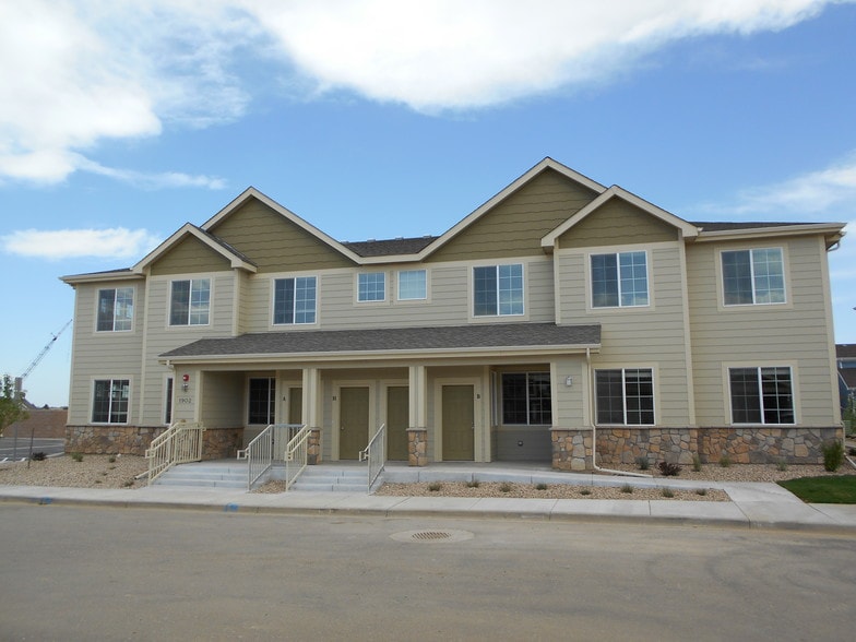 Cedarwoods Condominiums 19021930 68th Ave Greeley CO 80634