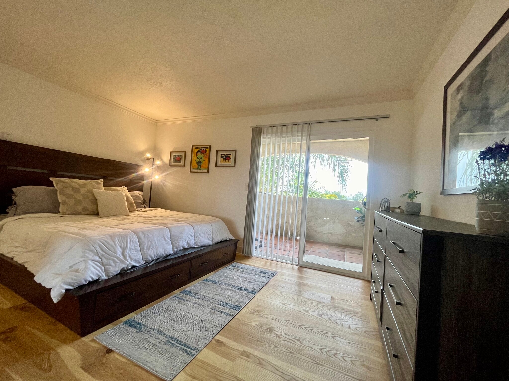 Building Photo - 1085 12th St