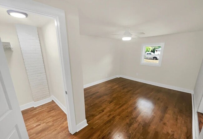 Building Photo - Charming 3BR House in Decatur
