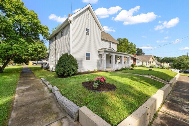 Building Photo - 820 Florida Ave