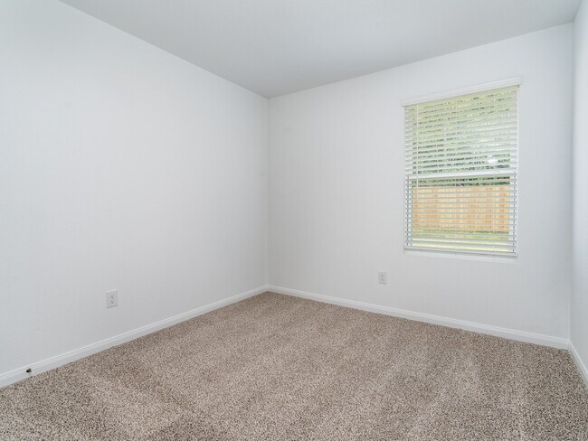 Building Photo - 14582 William Trails Dr