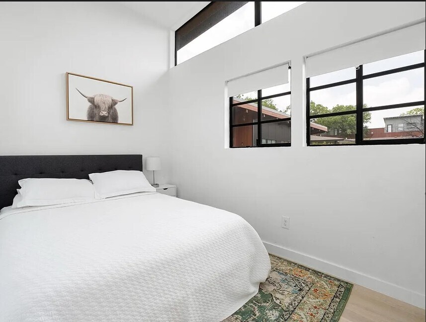 Bedroom 1 - 400 E 30th St