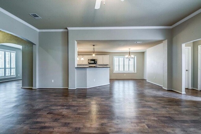 Building Photo - 10405 Lynnhaven Pl