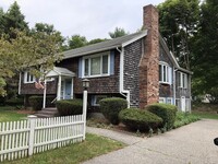 Building Photo - Refreshed 3Br / 2 Ba Home near Plymouth Do...