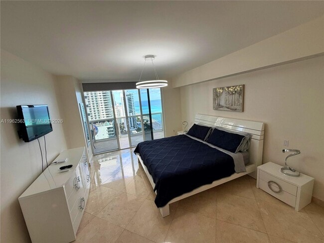 Building Photo - 1830 S Ocean Dr