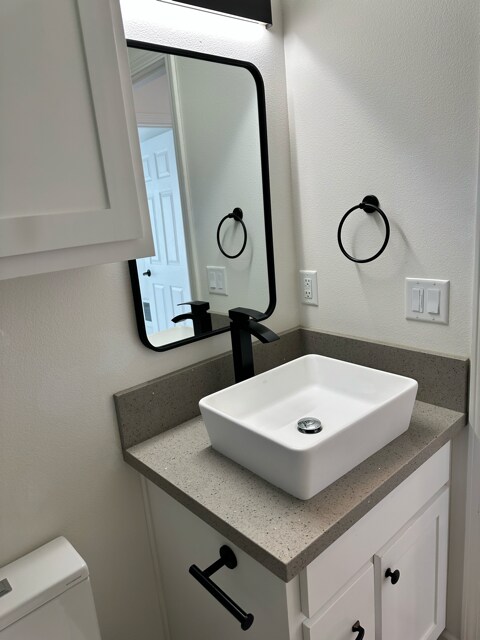 Building Photo - 405 S 11th St